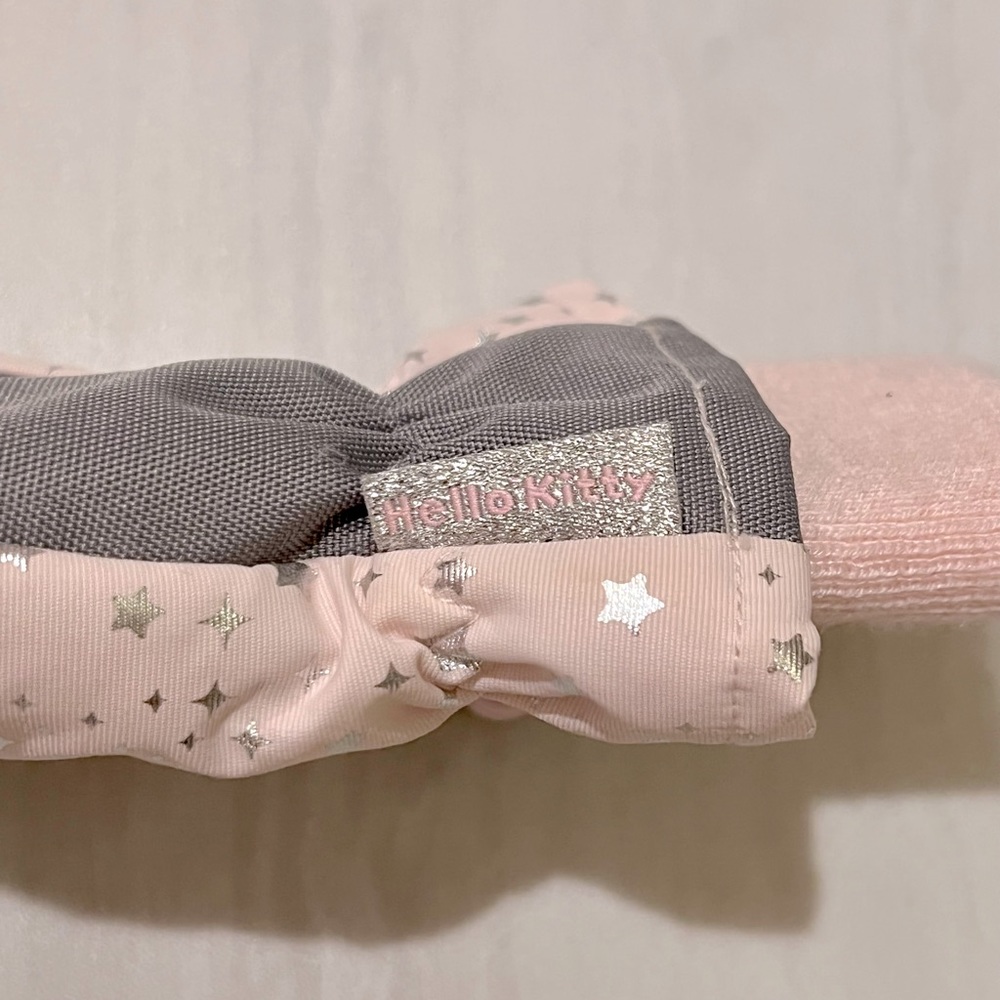 Hello Kitty mittens - Picture 3 of 5